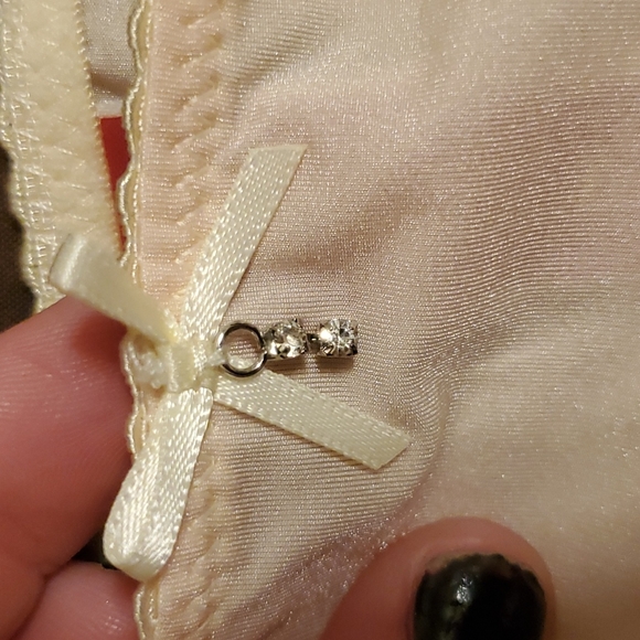 PURPLEVE LINGERIE SET NWT!!👙 - Picture 9 of 10